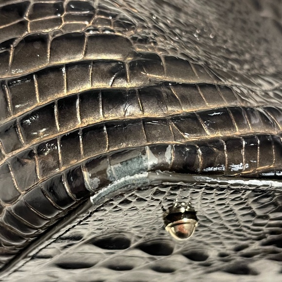 BRAHMIN JULIAN GRAPHITE W GOLD ACCT-MELBOURNE CROC EMBOSSED LEATHER SHOULDER BAG - Picture 4 of 15